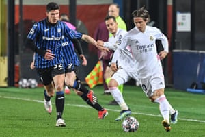 Luka Modric on the attack for Real Madrid.