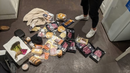 'I got over £10,000 worth of food for free': Diver makes the most of discarded groceries | To save money 1 Bin diving food