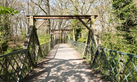 Cox’s Walk footbridge.