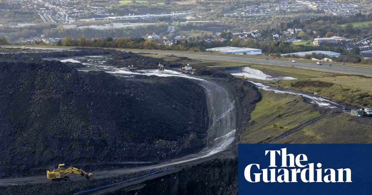Digging continues at controversial south Wales mine months after licence expires - The Guardian