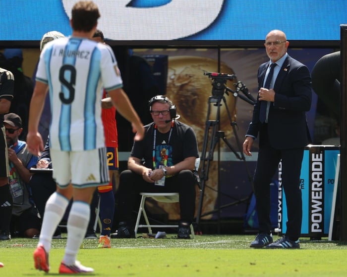 Argentina behaviour after World Cup final was ‘intolerable’, says De la Fuente