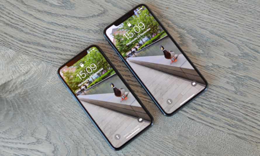 Iphone Xs Max Review Apple S Supersized Smartphone Iphone Xs The Guardian Iphone Xs Max Review Apple S Supersized Smartphone Iphone Xs The Guardian