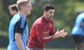 Mikel Arteta urges his Arsenal players on during training before Sunday’s trip to Old Trafford.