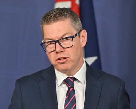 Australia news live: minister refutes ‘troubling’ claim by Bragg that Muslims bear responsibility for Bondi shooting; Aussie dollar jumps above US70 cents Australia news live: minister refutes ‘troubling’ claim by Bragg that Muslims bear responsibility for Bondi shooting; Aussie dollar jumps above US70 cents