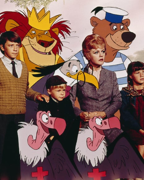 BEDKNOBS AND BROOMSTICKS (1971) DAVID TOMLINSON, IAN WEIGHILL, CINDY O'CALLAGHAN, ROY SNART, ANGELA LANSBURY ROBERT STEVENSONBNM56A BEDKNOBS AND BROOMSTICKS (1971) DAVID TOMLINSON, IAN WEIGHILL, CINDY O'CALLAGHAN, ROY SNART, ANGELA LANSBURY ROBERT STEVENSON