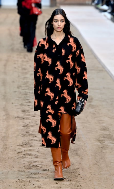 My haven't killed anything': Stella McCartney says it with horses on Paris runway | Stella McCartney | The Guardian