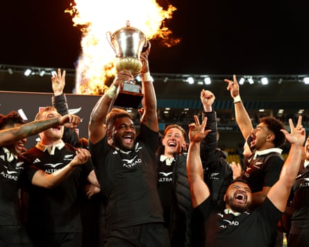 Timoci Tavatavanawai hoists the trophy