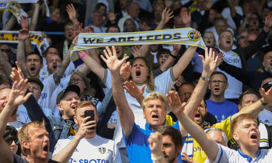 „Leeds“ sirgaliai paskutinę dieną vyks į Brentfordą, o jų komanda pateks į trejetuką.