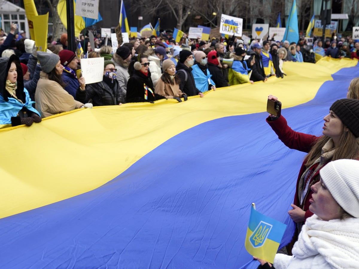 Effort under way to challenge Russia's right to seat on UN ...
