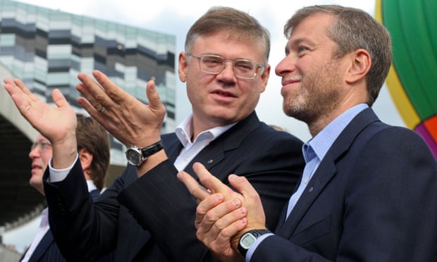 Russian billionaires Aleksandr Abramov (left) and Roman Ambramovich.