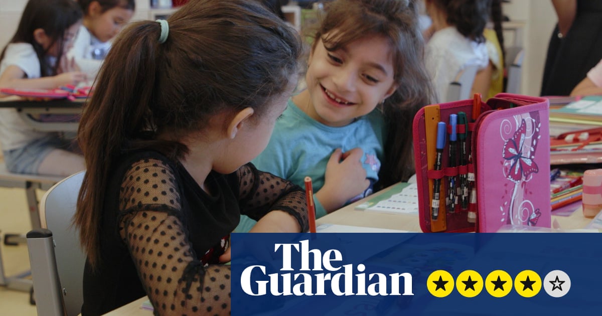 Favoriten review - charming kids' eye view of an inner city Vienna primary