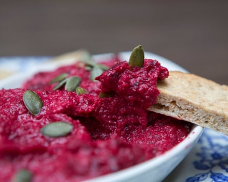 Beetroot hummus with homemade flatbread