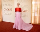 Oscars 2026: celebrities walk the red carpet – follow the action live!