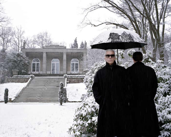 Karl review – straightforward tribute tells inside story of fashion world’s great eccentric Karl Lagerfeld