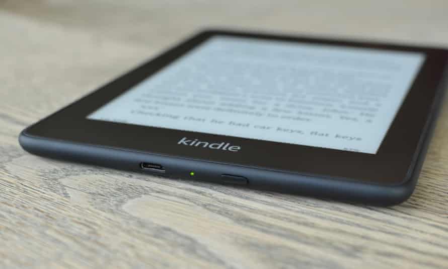 Amazon Kindle Paperwhite 18 Review The New Standard Kindle The Guardian