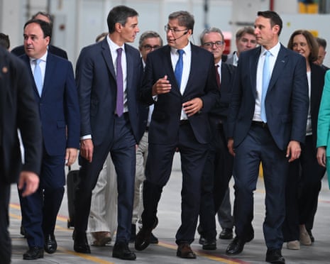 Regional President of Valencia Juan Francisco Perez Llorca (left), Spain's Prime Minister Pedro Sanchez (second from left), president at Ford of Europe Jim Baumbick (right) visit the Ford factory in Almussafes, near Valencia on 23 July 2026.