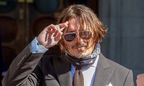 Johnny Depp denies hurling phone at Amber Heard during breakup | Johnny Depp  | The Guardian