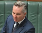 Hundreds of petrol stations across Australia run out of fuel as Labor inks supply deal with Singapore