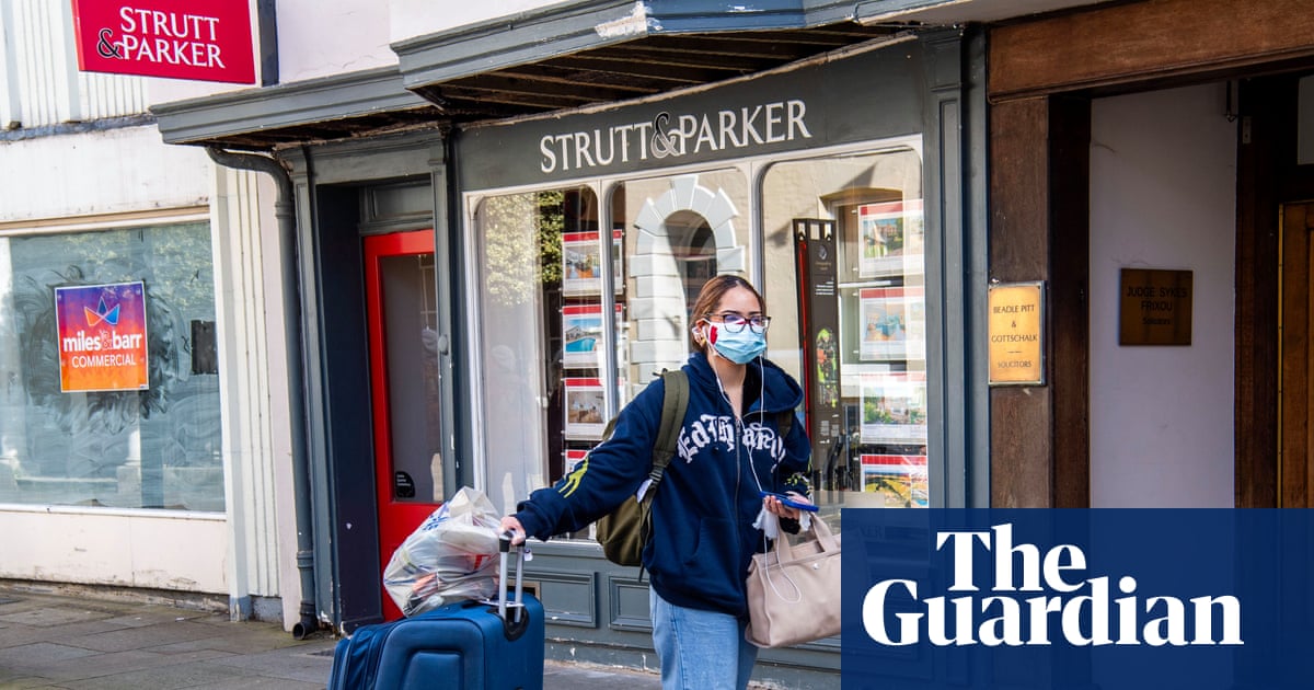‘It’s like Covid II’: Canterbury’s student hangouts left empty by meningitis scare