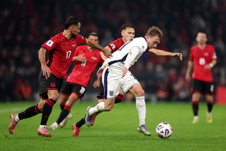 Jarrod Bowen runs with the ball past Naser Aliji and Kristjan Asllani.