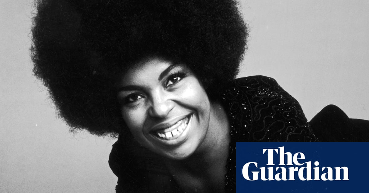 Roberta Flack, Soul- und R&B-Ikone hinter Killing Me Softly, stirbt im Alter von 88 Jahren | Soul Roberta Flack, Soul- und R&B-Ikone hinter Killing Me Softly, stirbt im Alter von 88 Jahren | Soul