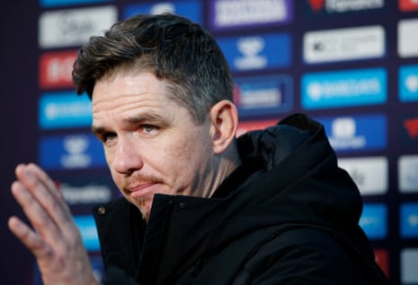 L'entraîneur de Manchester United, Marc Skinner.