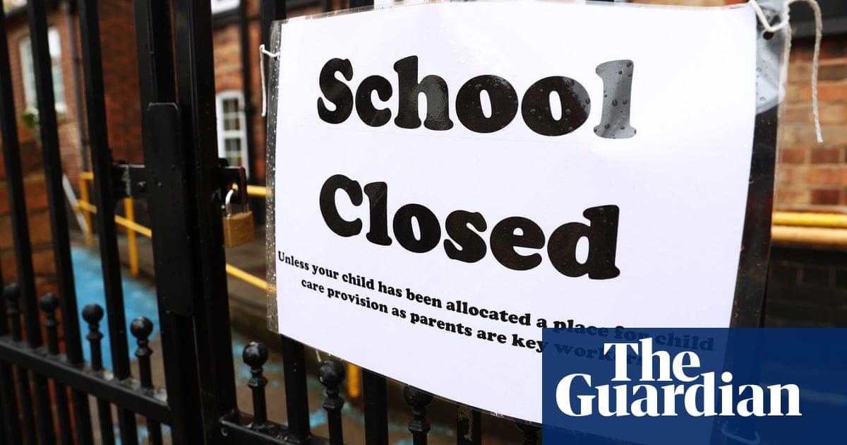 DfE swamped teachers with new rules at Covid outbreak, study finds