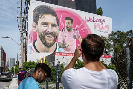 A mural featuring Lionel Messi by Argentinian artist Maximiliano Bagnasco on a seven-story building in the Wynwood neighbourhood of Miami.