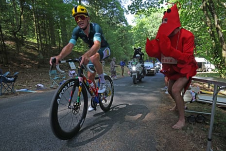 Tour de France 2026: Ενημερώσεις εννέα σταδίου με συντομευμένη θερμότητα στο δρόμο προς Ussel – ζωντανά