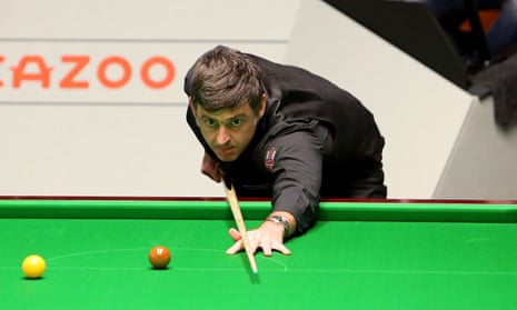 Ronnie O'Sullivan in action against Pang Junxu at the Crucible in Sheffield. 