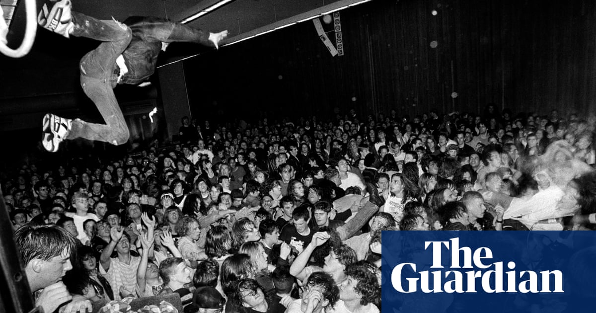 Stage-diver at an early Nirvana gig – Charles Peterson’s best photograph