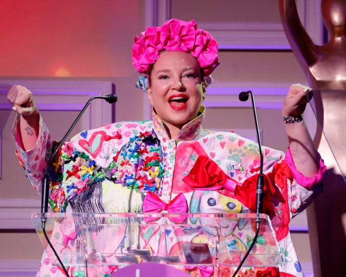 Sia’s estranged husband seeks $250,000 a month in spousal support