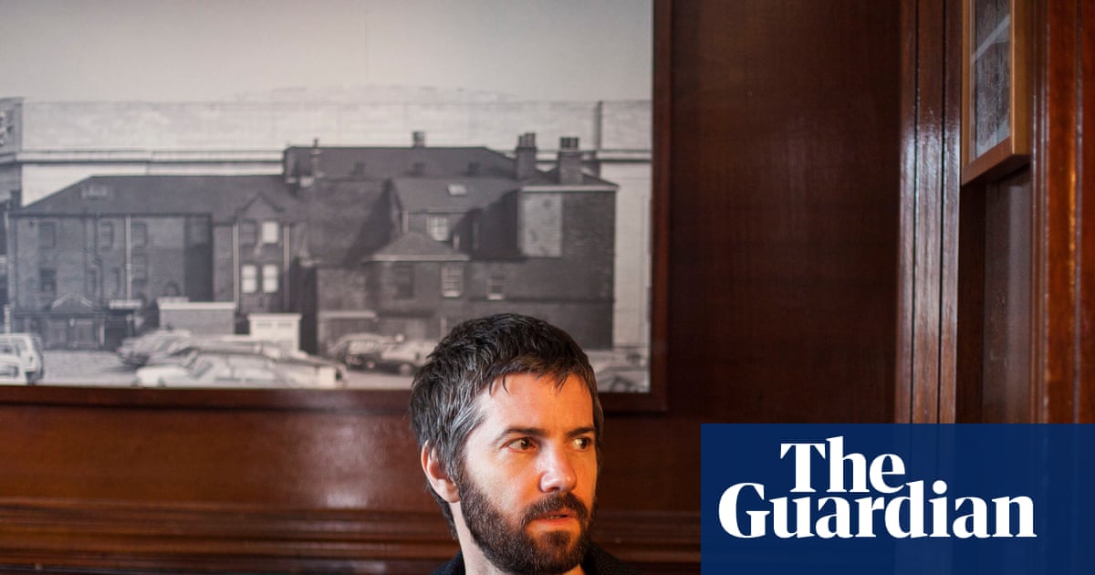 Desearía haber disfrutado un poco más de mi fama”: Jim Sturgess sobre arrepentimientos, romance y el arte de la cinta de mezclas. Desearía haber disfrutado un poco más de mi fama”: Jim Sturgess sobre arrepentimientos, romance y el arte de la cinta de mezclas.