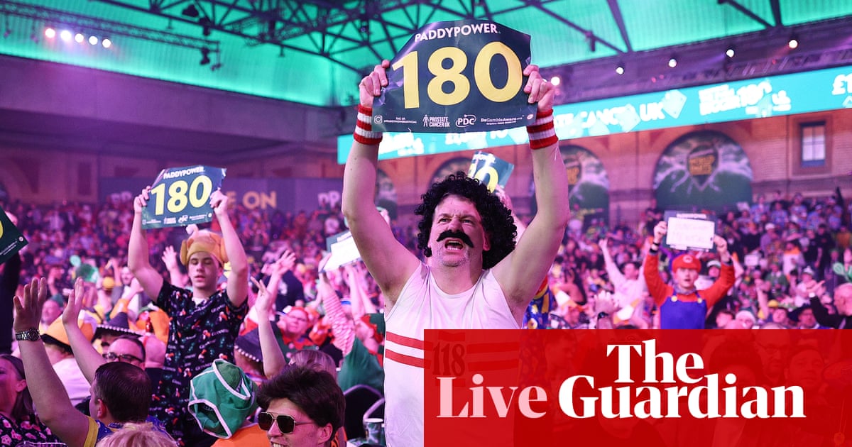 PDC World Championship darts quarter-finals: Ryan Searle v Jonny Clayton live