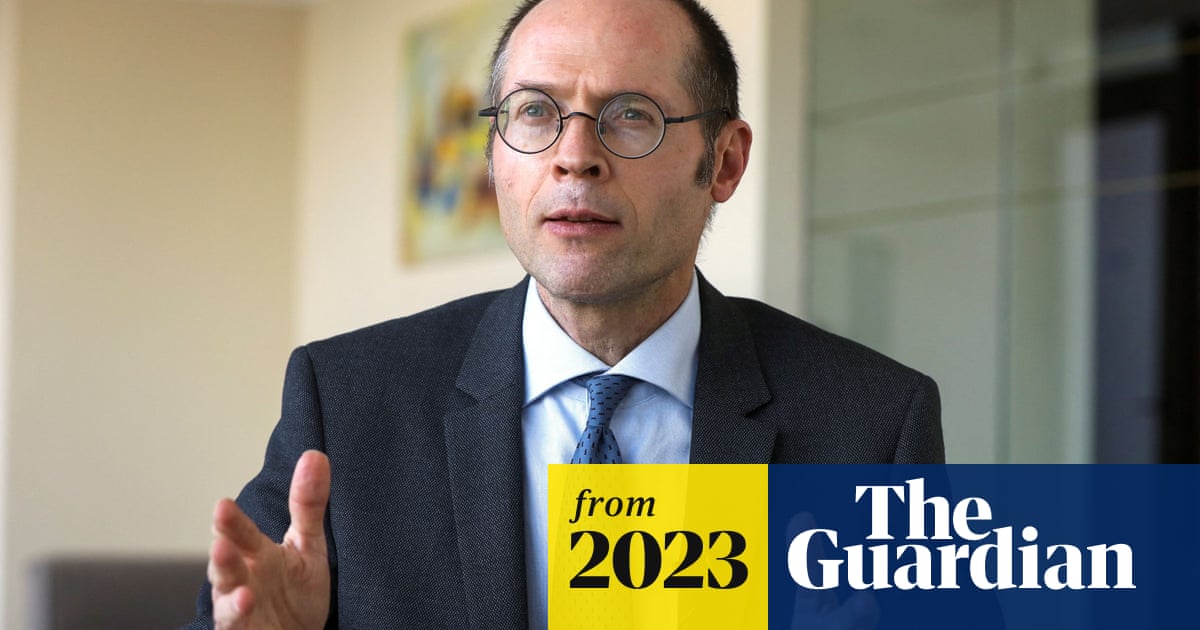 www.theguardian.com
