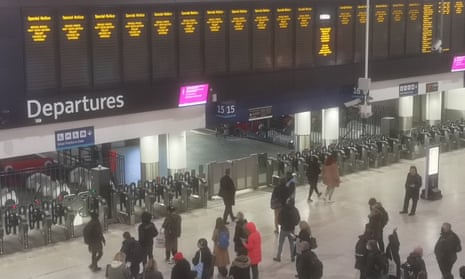 Storm Eunice creates delays at Waterloo Station with many train services out of London not running.