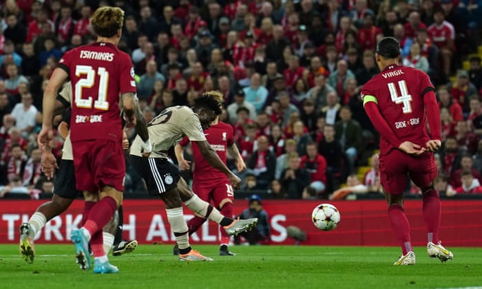 Liverpool v Ajax, Bayern Munich v Barcelona: Champions League – clockwatch | Champions League 2 Ajax's Mohammed Kudus scores their side's first goal.