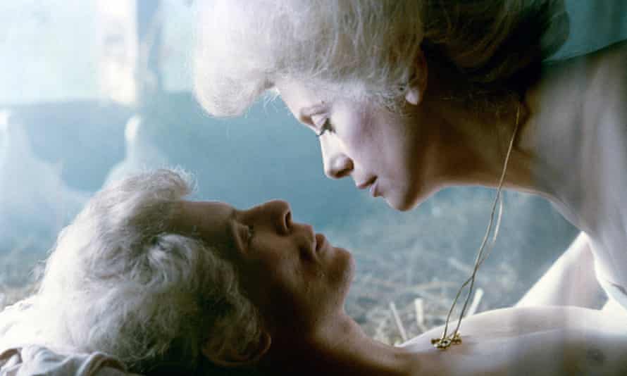 David Bowie et Catherine Deneuve dans The Hunger.