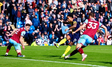 Bournemouth’s Justin Kluivert opens the scoring at Burnley.