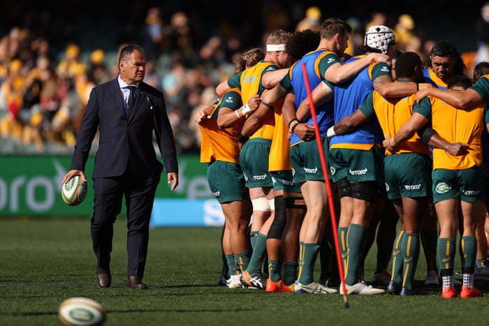 Australia v South Africa: Rugby Championship Test – live! | Rugby Championship 7 Wallabies head coach Dave Rennie looks on before The Rugby Championship match between the Australian Wallabies and the South African Springboks at Adelaide Oval.