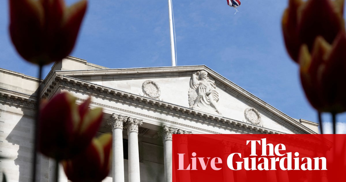 Bank of England cuts UK interest rates to 4.25% as trade war threatens economy – business live Bank of England cuts UK interest rates to 4.25% as trade war threatens economy – business live