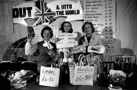 Barbara Castle (left), then a minister in the Labour government, campaigning for Britain to leave the Common Market, in 1975.