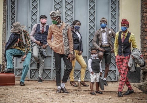 Bukavu’s fashionistas show off their style on the street