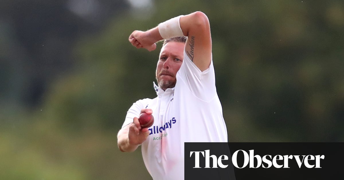 Sussexs Mitch Claydon accused of using hand sanitiser on ball in match