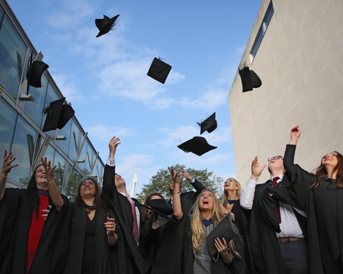 One in four graduates will lose financially from going to university, IFS estimates