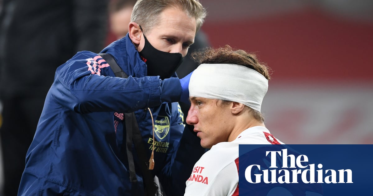 Manchester Citys Ederson calls for concussion substitutes after David Luiz incident