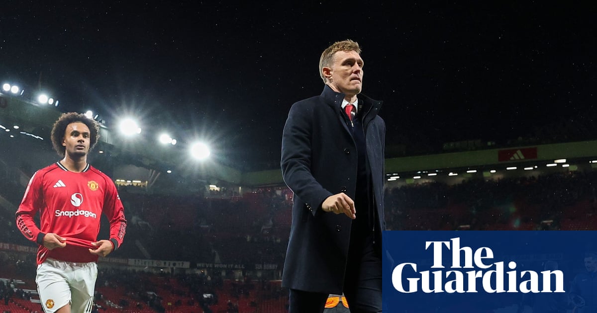Darren Fletcher in dark over his future after Manchester United's Cup exit