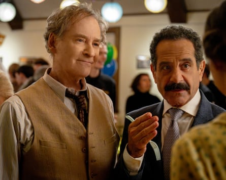 Kevin Kline as Richard Bean and Tony Shalhoub as Alvy Stritch