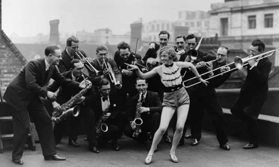 The Percival Mackey Dance Band rehearsing with Monte Ryan on the roof of the Savoy hotel in London, 1927.