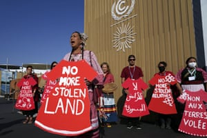 Demonstrators with the Indigenous Women Action group hold signs demanding “no more stolen relatives” and “no more stolen land”.